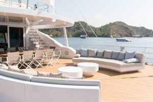 Kaira Yachts – All About U 2 luxury yacht aft deck lounge and dining area