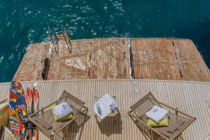 Reis yacht swim platform with sun loungers, water toys and direct sea access, luxury yacht charter experience
